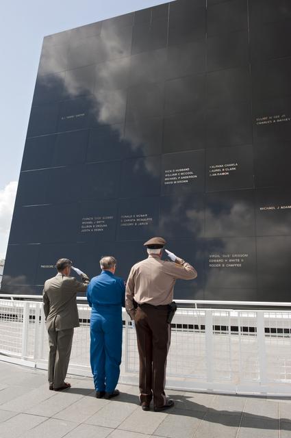 NASA image: KSC-2011-4032