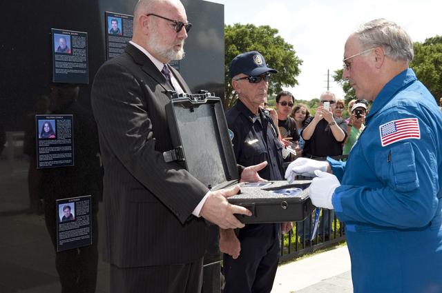 NASA image: KSC-2011-4034