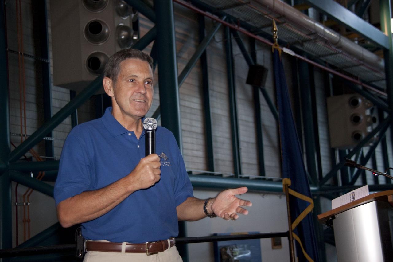 CAPE CANAVERAL, Fla. -- At NASA Kennedy Space Center's Apollo/Saturn V Center, Kennedy Center Director Bob Cabana speaks to university students at the award ceremony for NASA's second annual Lunabotics Mining Competition.        Thirty-six teams of undergraduate and graduate students from the United States, Bangladesh, Canada, Colombia and India participated in NASA's Lunabotics Mining Competition May 26 - 28 at the agency's Kennedy Space Center in Florida. The competition is designed to engage and retain students in science, technology, engineering and mathematics (STEM). Teams will maneuver their remote controlled or autonomous excavators, called lunabots, in about 60 tons of ultra-fine simulated lunar soil, called BP-1. The competition is an Exploration Systems Mission Directorate project managed by Kennedy's Education Division. The event also provides a competitive environment that could result in innovative ideas and solutions for NASA's future excavation of the moon. Photo credit: NASA/Jack Pfaller