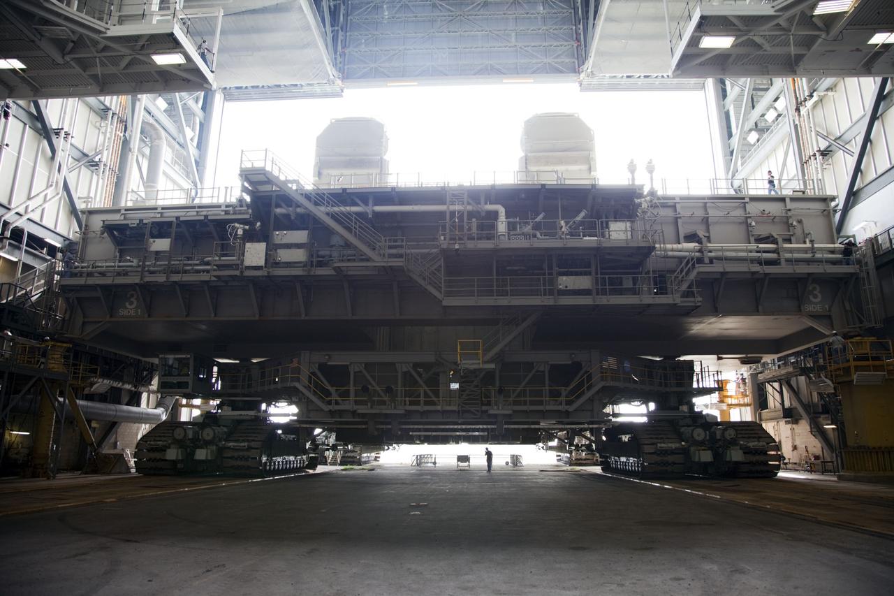 CAPE CANAVERAL, Fla. -- At NASA's Kennedy Space Center in Florida, Mobile Launcher Platform-3 (MLP), which supported space shuttle Atlantis for its final flight to the International Space Station on the STS-135 mission, has been delivered to the Vehicle Assembly Building (VAB) atop a crawler-transporter.           For more than 40 years, the MLPs have traveled between the massive VAB to both launch pads at Launch Complex 39, and then returned to the VAB for future use. MLP-3 was first used to launch Columbia on the STS-32 mission on Jan. 9, 1990. Photo credit: NASA/Frankie Martin