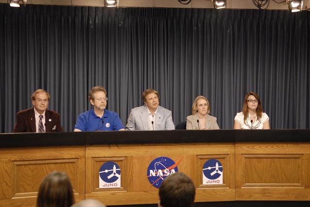 NASA image: KSC-2011-5975