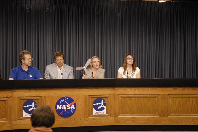 NASA image: KSC-2011-5977