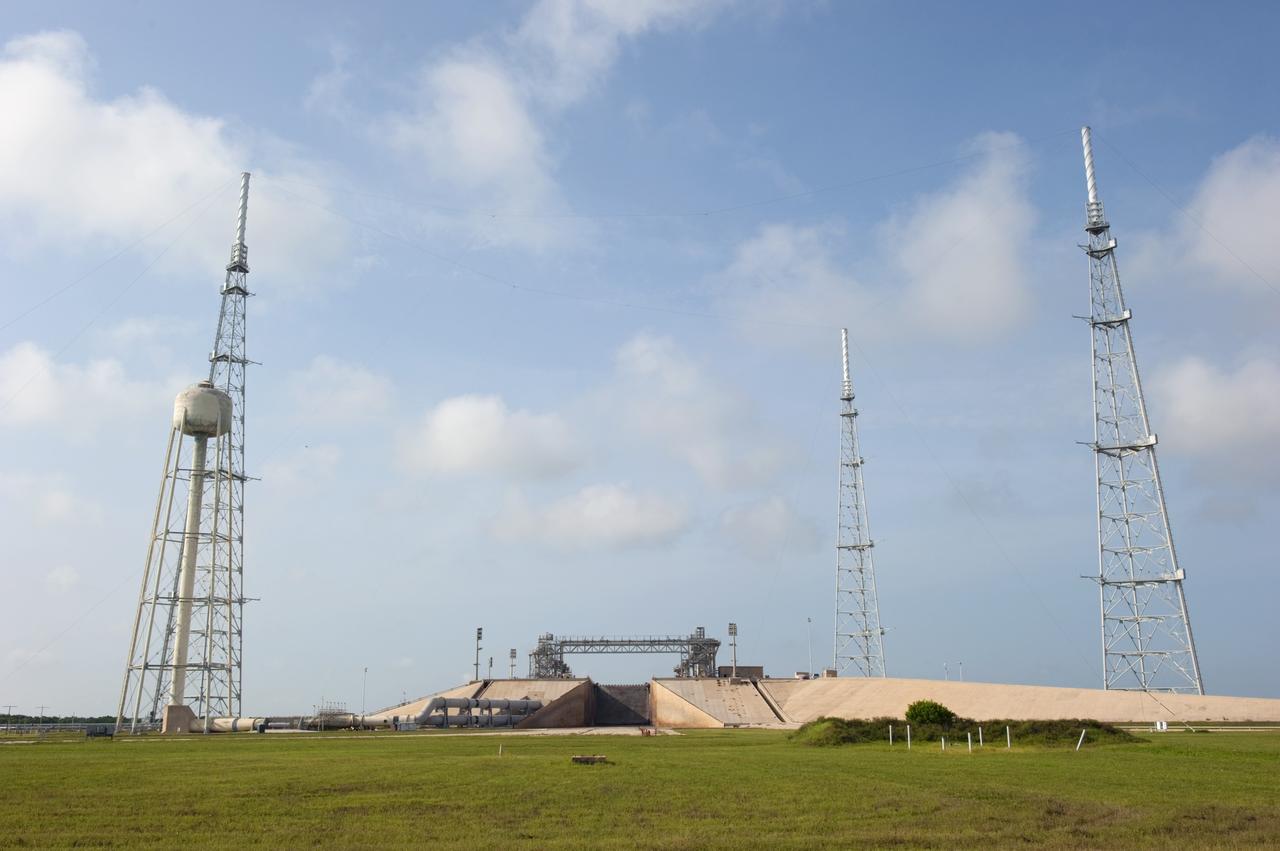 CAPE CANAVERAL, Fla. -- At NASA's Kennedy Space Center in Florida, the flame trench remains at Launch Pad 39B after the pad's deconstruction. The trench is 450 feet long, 58 feet wide and 42 feet deep with an inner inverted V-shaped steel flame deflector. In 2009, the structure at the pad was no longer needed for NASA's Space Shuttle Program, so it is being restructured for future use. The new design will feature a "clean pad" for rockets to come with their own launcher, making it more versatile for a number of vehicles. For information on NASA's future plans, visit http://www.nasa.gov/exploration. Photo credit: NASA/Kim Shiflett