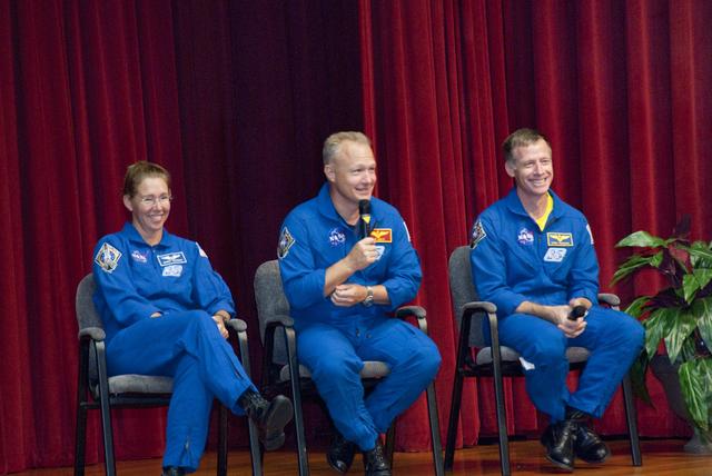 NASA image: KSC-2011-7037