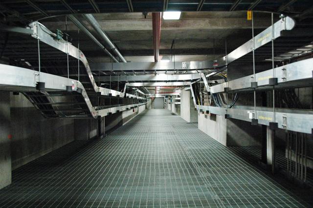 Interior view of the Space Station Processing Facility