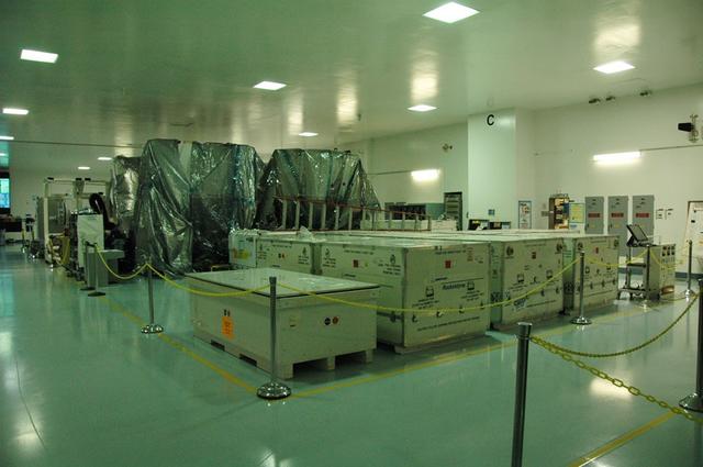 Interior view of the Space Station Processing Facility