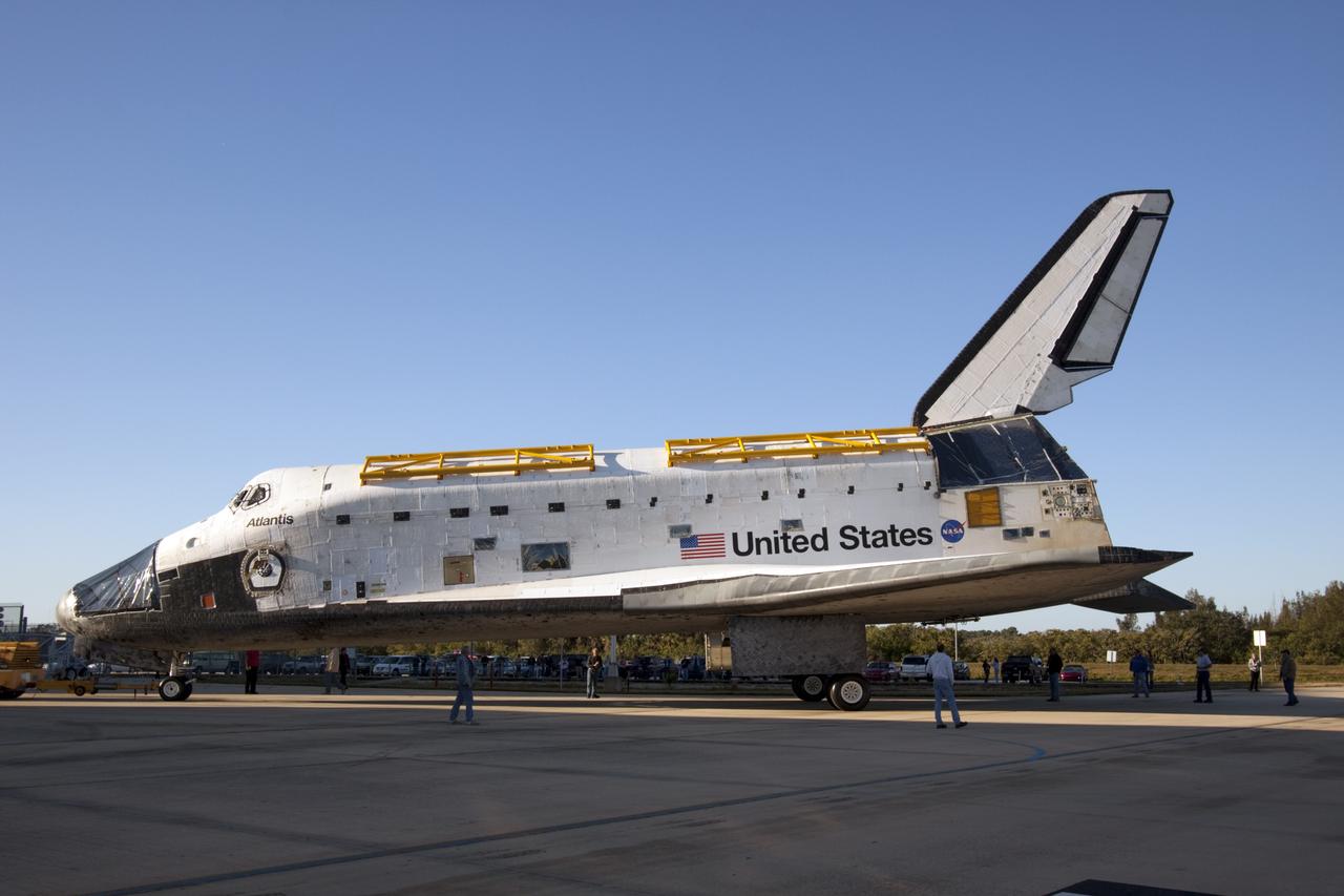 CAPE CANAVERAL, Fla. -- Space shuttle Atlantis, strongbacks lining its payload bay doors, executes a three-point turnaround outside Orbiter Processing Facility-2 on its move to the Vehicle Assembly Building (VAB) at NASA's Kennedy Space Center in Florida. Atlantis will be stored temporarily in the VAB while transition and retirement processing resumes on shuttle Endeavour in the processing hangar. Endeavour is being prepared for public display at the California Science Center in Los Angeles. A groundbreaking was held Jan. 18 for Atlantis' future home -- a 65,000-square-foot exhibit in Shuttle Plaza at the Kennedy Space Center Visitor Complex. For additional information, visit http://www.nasa.gov/shuttle. Photo credit: NASA/Jim Grossmann