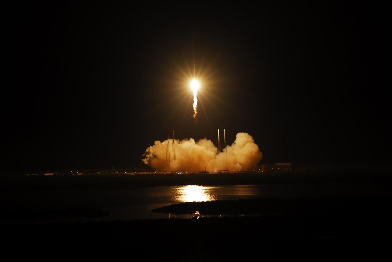 CAPE CANAVERAL, Fla. – The SpaceX Falcon 9 rocket soars into space from Space Launch Complex-40 on Cape Canaveral Air Force Station in Florida at 3:44 a.m. EDT, carrying the Dragon capsule to orbit.      The launch is the company's second demonstration test flight for NASA's Commercial Orbital Transportation Services, or COTS, Program. During the flight, the Dragon will conduct a series of check-out procedures to test and prove its systems, including rendezvous and berthing with the International Space Station.  If the capsule performs as planned, the cargo and experiments it is carrying will be transferred to the station. The cargo includes food, water and provisions for the station’s Expedition crews, such as clothing, batteries and computer equipment. Under COTS, NASA has partnered with two aerospace companies to deliver cargo to the station. For more information, visit http://www.nasa.gov/spacex.  Photo credit: NASA/Alan Ault