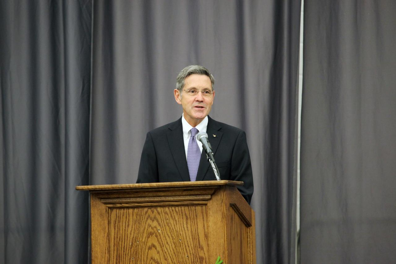 MELBOURNE, Fla. – NASA Kennedy Space Center Director and former astronaut Bob Cabana addresses the audience during opening ceremonies for the university's 25th annual Space Studies Program session at the Florida Institute of Technology in Melbourne, Fla.     The nine-week intensive course is designed for post-graduate university students and professionals during the summer. The program is hosted by a different country each year, providing a unique educational experience for participants from around the globe. NASA Kennedy Space Center and Florida Tech are co-hosting this year's event which runs from June 4 to Aug. 3. This year, there are about 125 participants representing 31 countries. For more information, visit http://www.isunet.edu.  Photo credit: NASA/Dimitri Gerondidakis