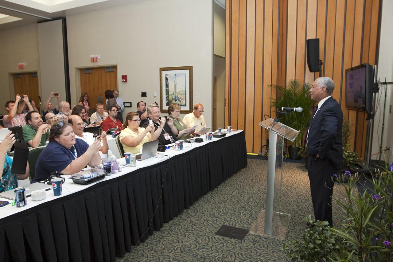 CAPE CANAVERAL, Fla. -- NASA Administrator Charles Bolden speaks to about 45 of NASA’s social media followers during two days of presentations on the Kennedy's past, present and future.      The social media participants gathered at the Florida spaceport on Aug. 2 and 3, 2012 to hear from key former and current leaders who related stories of the space agency's efforts to explore the unknown. It was the first social media event totally run by Kennedy. Photo credit: NASA/ Kim Shiflett