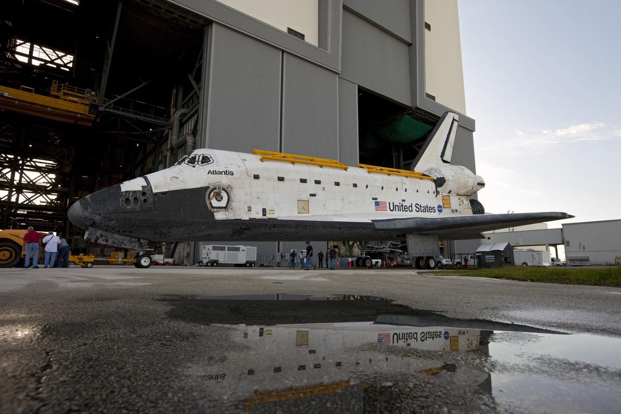 CAPE CANAVERAL, Fla. – The space shuttle Atlantis moves out of the Vehicle Assembly Building at NASA's Kennedy Space Center in Florida. Atlantis is switching places with Endeavour which had been in Bay 2 of the Orbiter Processing Facility OPF. In the OPF, Atlantis will undergo final preparations for its transfer to the Kennedy Space Center Visitor Complex targeted for November. The work is part of Transition and Retirement of the remaining space shuttles, Atlantis and Endeavour. Atlantis is being prepared for public display at Kennedy's Visitor Complex. Over the course of its 26-year career, Atlantis spent 293 days in space during 33 missions. For more information, visit http://www.nasa.gov/transition Photo credit: NASA/Kim Shiflett