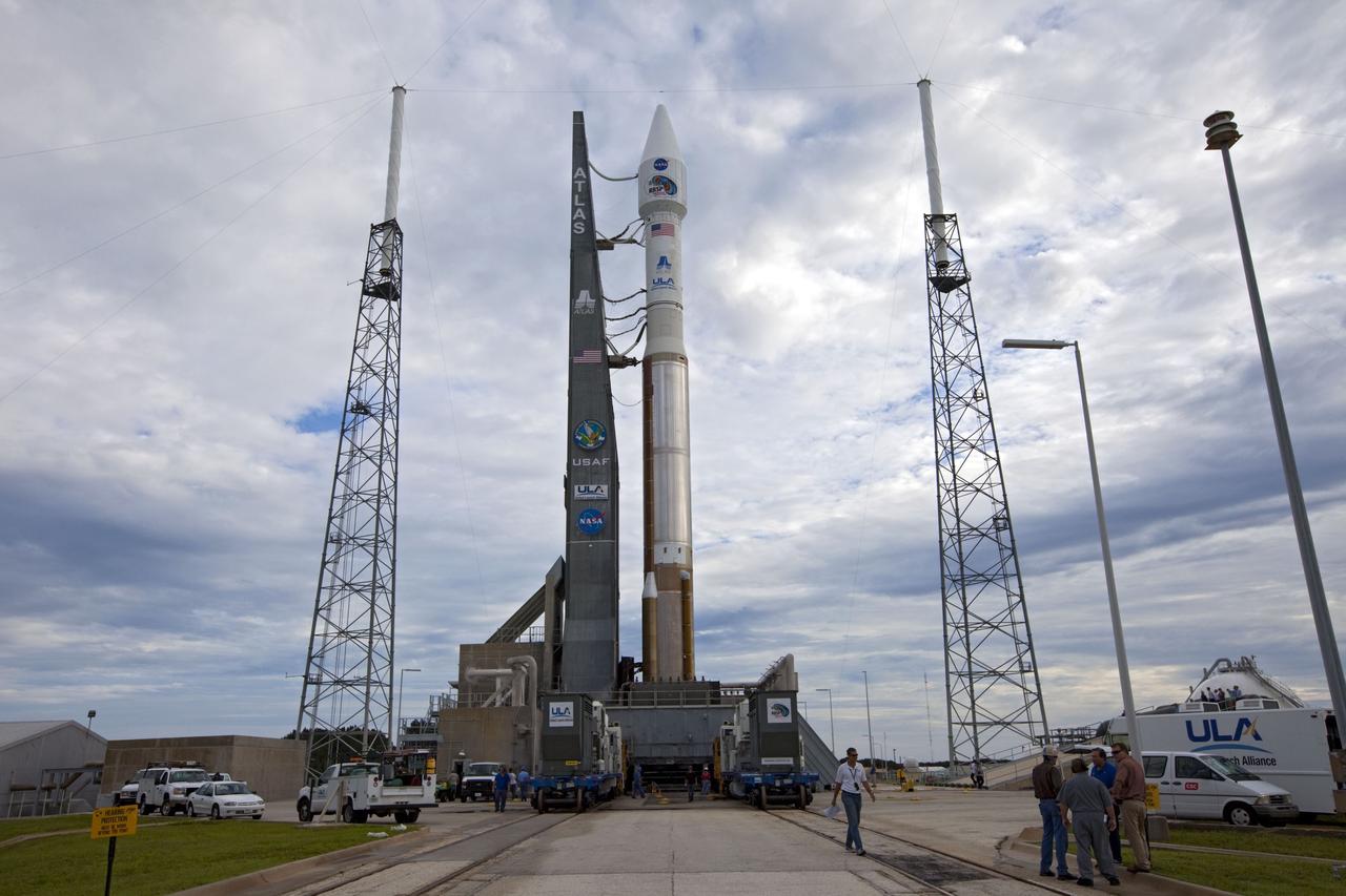 CAPE CANAVERAL, Fla. – The United Launch Alliance Atlas V rocket with the Radiation Belt Storm Probes, or RBSP, spacecraft aboard stands at the launch pad at Space Launch Complex 41 at Cape Canaveral Air Force Station. NASA’s RBSP mission will help researchers understand the sun’s influence on Earth and near-Earth space by studying the Earth’s radiation belts on various scales of space and time. RBSP will begin its mission of exploration of Earth’s Van Allen radiation belts and the extremes of space weather after its launch aboard an Atlas V rocket. Launch is targeted for Aug. 24. Photo credit: NASA/Kim Shiflett