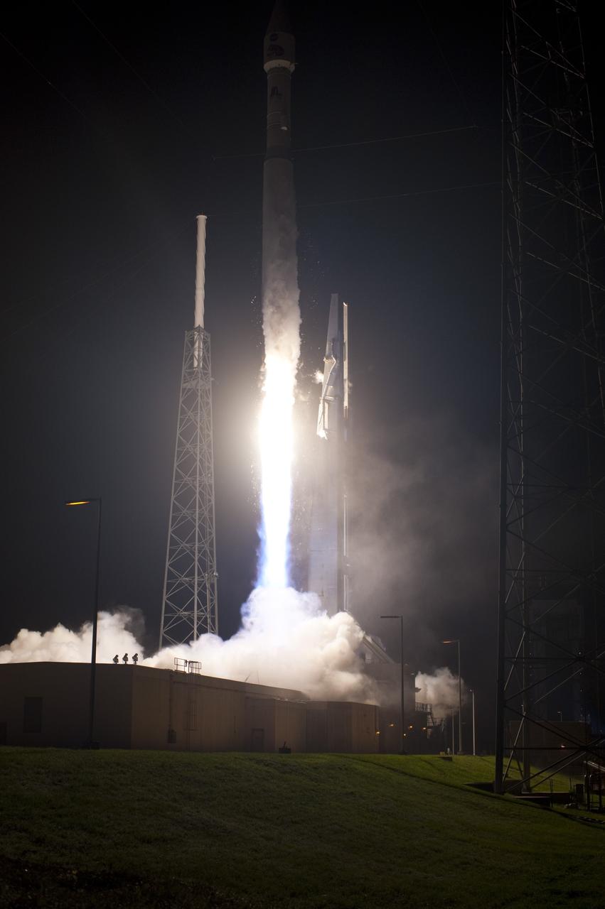 CAPE CANAVERAL, Fla. – The United Launch Alliance Atlas V rocket carrying NASA's Radiation Belt Storm Probes, or RBSP, lifts off Space Launch Complex 41 on Cape Canaveral Air Force Station in Florida at 4:05 a.m. EDT. RBSP will explore changes in Earth's space environment caused by the sun -- known as "space weather" -- that can disable satellites, create power-grid failures and disrupt GPS service. The mission also will provide data on the fundamental radiation and particle acceleration processes throughout the universe. For more information on RBSP, visit http://www.nasa.gov/rbsp. Photo credit: NASA/Tony Gray and Robert Murray
