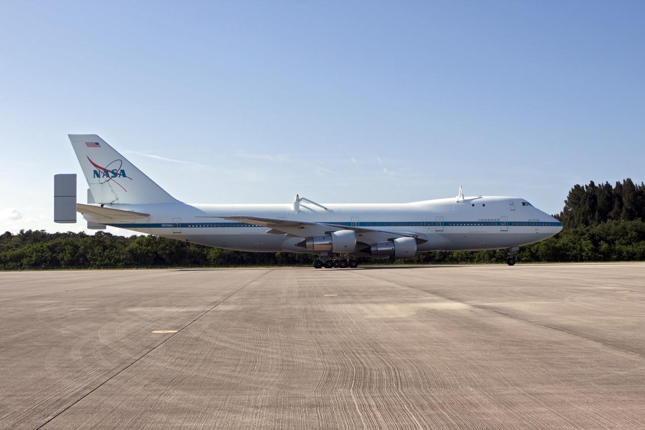CAPE CANAVERAL, Fla. – The Shuttle Carrier Aircraft, or SCA, rolls onto the ramp area at NASA Kennedy Space Center’s Shuttle Landing Facility in Florida. The SCA touched down at 5:05 p.m. EDT to prepare for shuttle Endeavour’s ferry flight to the Los Angeles International Airport on Sept. 17. The Mate/Demate Device, or MDD, is located at the ramp area and will be used to hoist and lower Endeavour onto the back of the SCA. Photo credit: NASA/Jim Grossmann