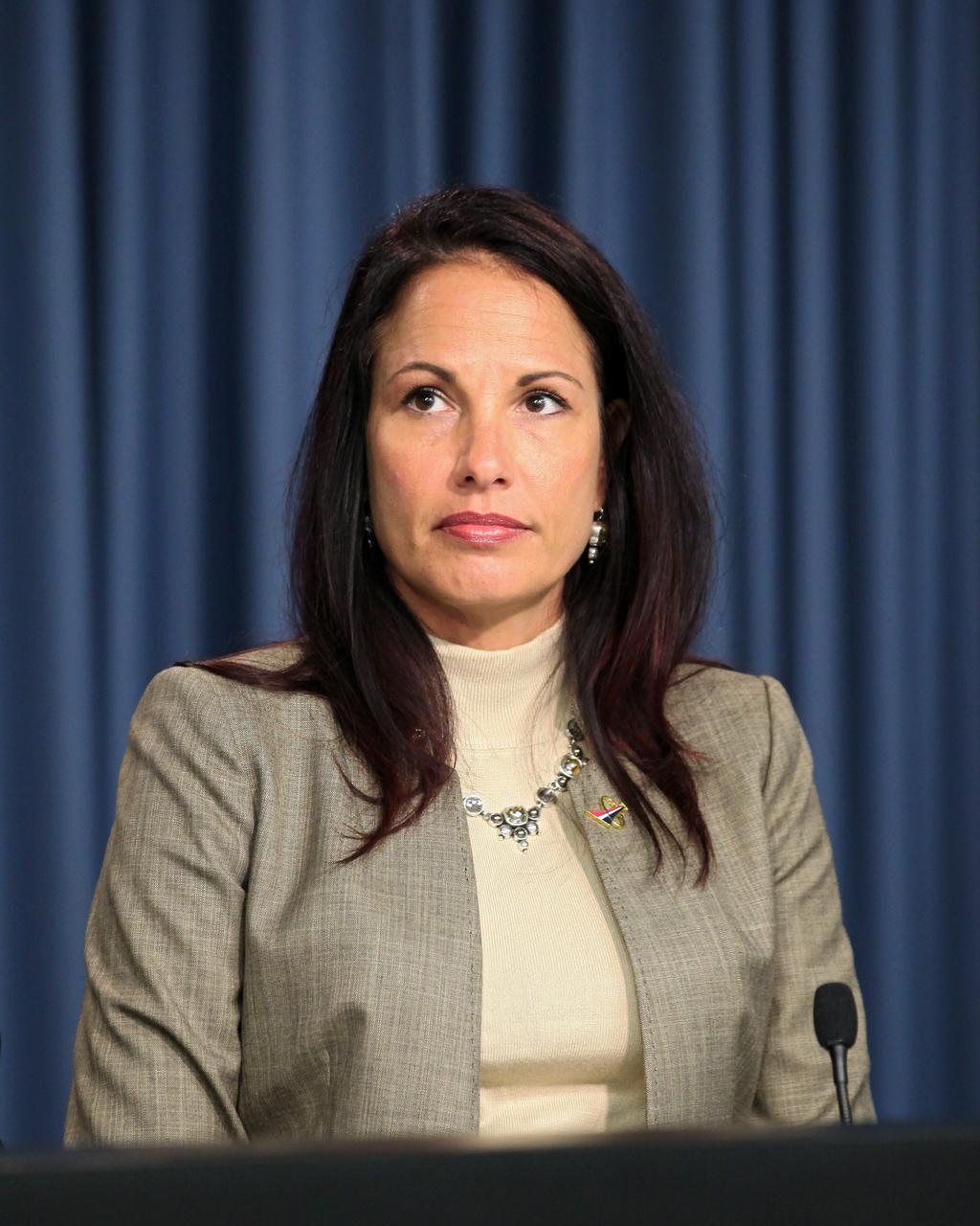 CAPE CANAVERAL, Fla. -- Maria Collura of NASA's Commercial Crew Program, or CCP, talks to aerospace industry representatives during a pre-proposal conference to inform prospective companies about the recently released request for contract proposals and updates to the certification requirements for crewed missions to the International Space Station, or ISS. The two-phase certification process, called Certification Products Contract, or CPC, will enable NASA to eventually purchase service missions to fly astronauts to and from the ISS. Collura serves as a CCP certification manager. To learn more about CCP, visit www.nasa.gov/commercialcrew. Photo credit: Kim Shiflett