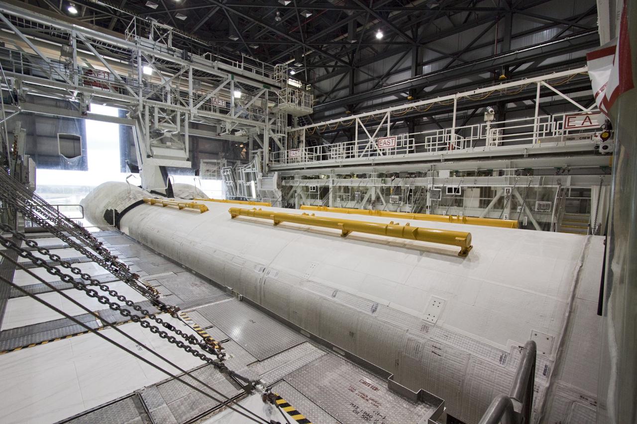 CAPE CANAVERAL, Fla. -- Space shuttle Atlantis moves from Orbiter Processing Facility-2 to the Vehicle Assembly Building at NASA's Kennedy Space Center in Florida. Atlantis will be moved to the Kennedy Space Center Visitor Complex in November where it will be put on public display. Photo credit: NASA/Jim Grossmann
