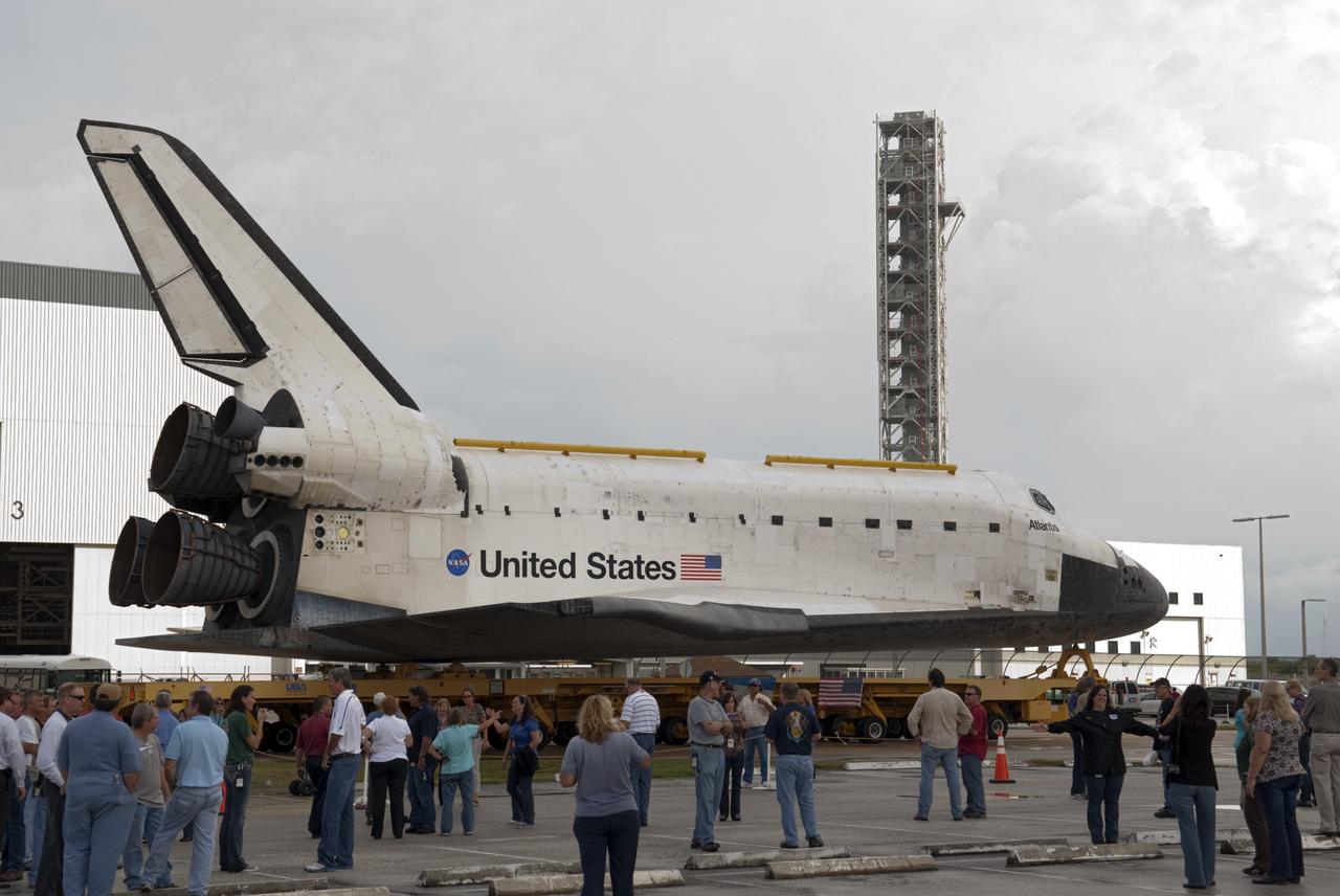 CAPE CANAVERAL, Fla. -- Space shuttle Atlantis moves from Orbiter Processing Facility-2 to the Vehicle Assembly Building at NASA's Kennedy Space Center in Florida. Atlantis will be moved to the Kennedy Space Center Visitor Complex in November where it will be put on public display. Photo credit: NASA/Tim Jacobs