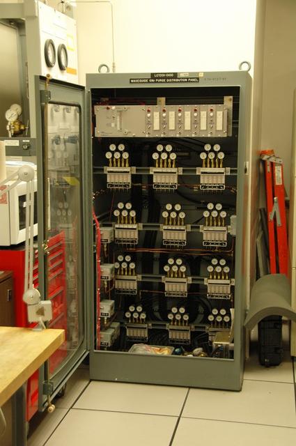 Interior View of Orbiter Processing Facility 3