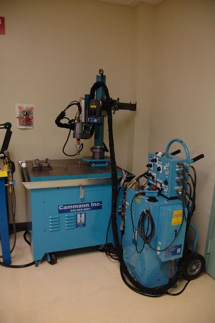 Interior View of Orbiter Processing Facility 3