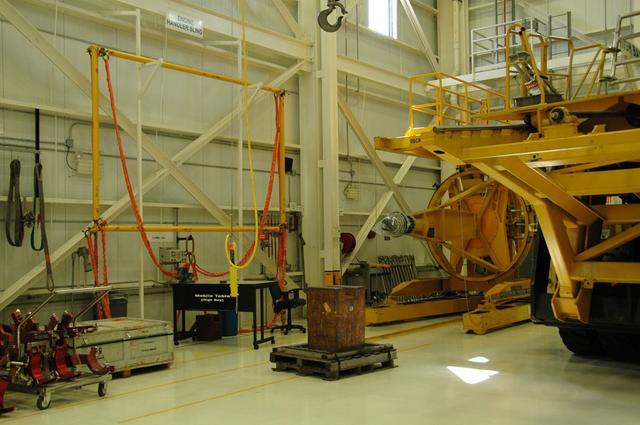 Interior View of Orbiter Processing Facility 3