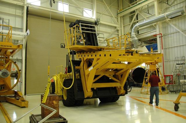 Interior View of Orbiter Processing Facility 3