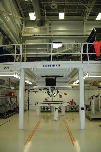 Interior View of Orbiter Processing Facility 3