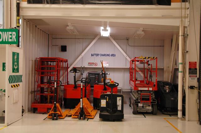 Interior View of Orbiter Processing Facility 3