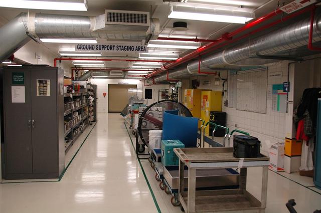 Interior View of Orbiter Processing Facility 3