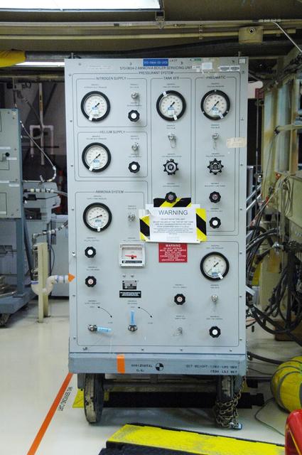 Interior View of Orbiter Processing Facility 3