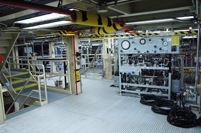 Interior View of Orbiter Processing Facility 3