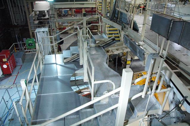 Interior View of Orbiter Processing Facility 3