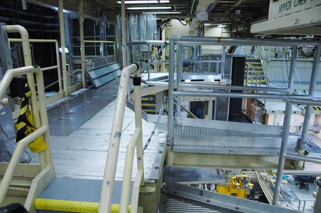 Interior View of Orbiter Processing Facility 3