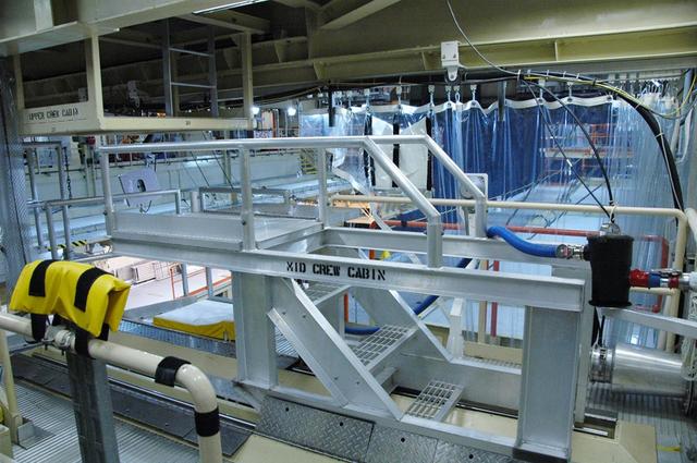 Interior View of Orbiter Processing Facility 3