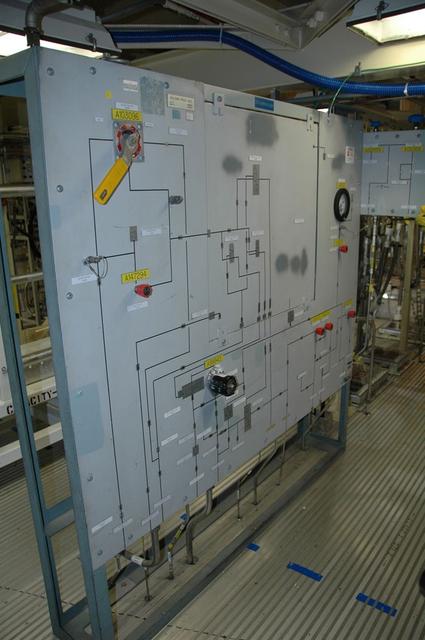 Interior View of Orbiter Processing Facility 3