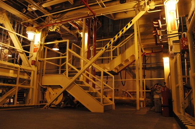 Interior View of Orbiter Processing Facility 3