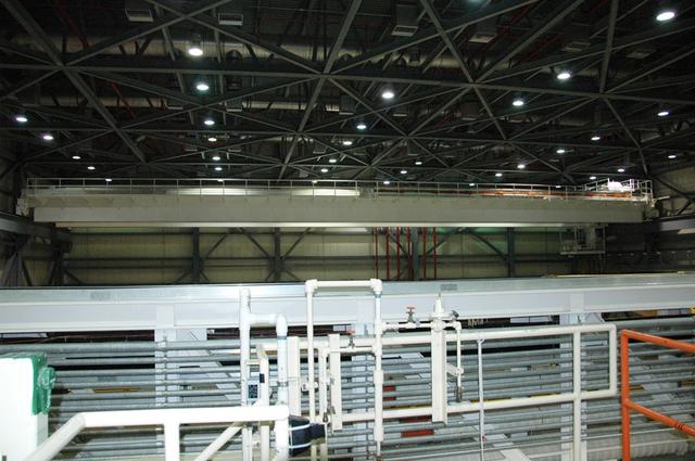 Interior View of Orbiter Processing Facility 3