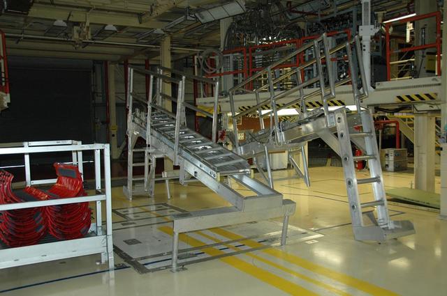 Interior View of Orbiter Processing Facility 3