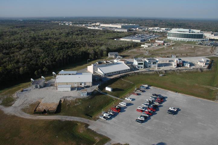 Aerial view of Press Site, showing absence of grandstand (front left) and ABC Skybox (right), March 1, 2006