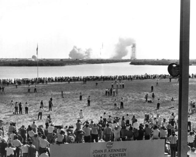 View of Complex 39 Press Site during Apollo 11 launch, July 16, 1969