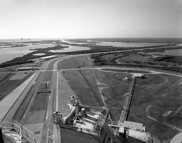 Aerial view of Crawlerway