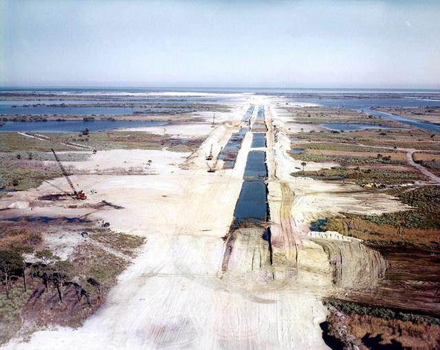 Aerial view of Crawlerway