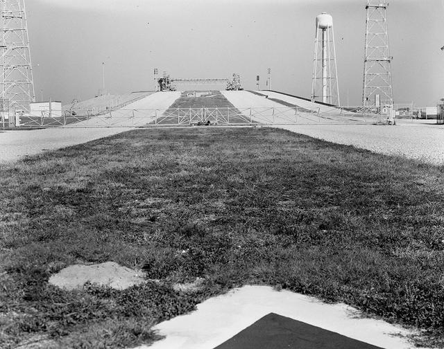 NASA image: KSC-20120924-PH-PRB_crawlerway4
