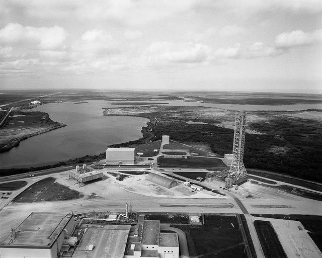 NASA image: KSC-20120924-PH-PRB_crawlerway8