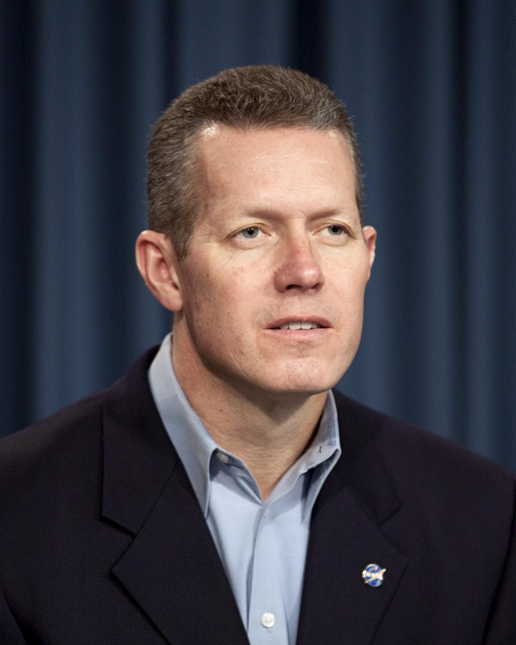 CAPE CANAVERAL, Fla. -- At a news conference NASA officials and industry partners discuss progress of the agency's Commercial Crew Program. Among those participating in the briefing is Phil McAlister, NASA Commercial Spaceflight Development director.      Through CCP, NASA is facilitating the development of U.S. commercial crew space transportation capabilities to achieve safe, reliable and cost-effective access to and from low-Earth orbit for potential future government and commercial customers. For more information, visit   http://www.nasa.gov/commercialcrew Photo credit: NASA/Kim Shiflett