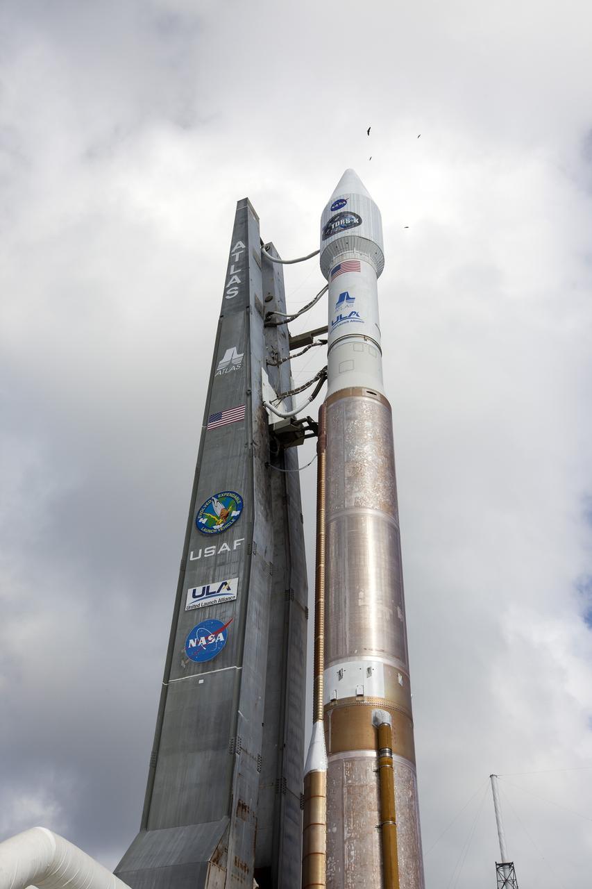 CAPE CANAVERAL, Fla. -- At Cape Canaveral Air Force Station's Space Launch Complex 41, the United Launch Alliance Atlas V rocket set to carry NASA's Tracking and Data Relay Satellite, TDRS-K, moves toward the launch pad after leaving the Vertical Integration Facility.  .     Liftoff for the TDRS-K is planned for Jan. 30, 2013. The TDRS-K spacecraft is part of the next-generation series in the Tracking and Data Relay Satellite System, a constellation of space-based communication satellites providing tracking, telemetry, command and high-bandwidth data return services. For more information, visit http://www.nasa.gov/mission_pages/tdrs/index.html Photo credit: NASA/Kim Shiflett