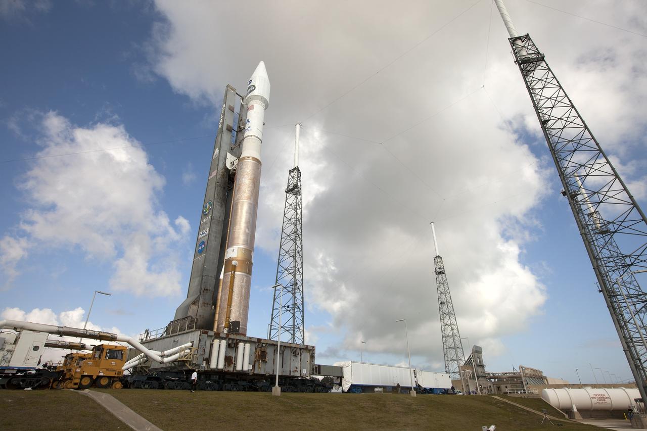 CAPE CANAVERAL, Fla. -- At Cape Canaveral Air Force Station's Space Launch Complex 41, the United Launch Alliance Atlas V rocket set to carry NASA's Tracking and Data Relay Satellite, TDRS-K, nears the launch pad after leaving the Vertical Integration Facility.            Liftoff for the TDRS-K is planned for Jan. 30, 2013. The TDRS-K spacecraft is part of the next-generation series in the Tracking and Data Relay Satellite System, a constellation of space-based communication satellites providing tracking, telemetry, command and high-bandwidth data return services. For more information, visit http://www.nasa.gov/mission_pages/tdrs/index.html Photo credit: NASA/Kim Shiflett