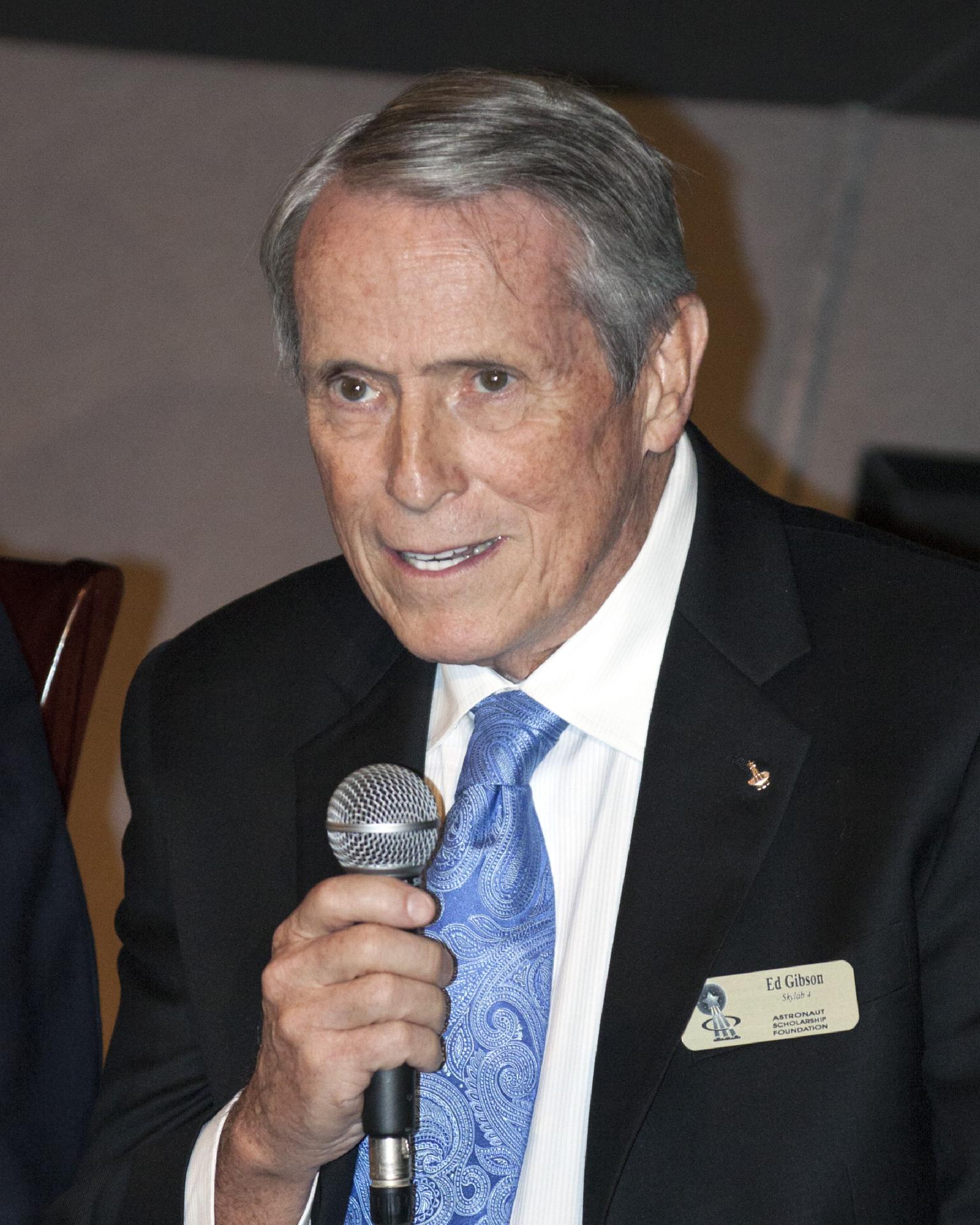 Former NASA astronaut Edward Gibson speaks to guests at the Astronaut Scholarship Foundation's event celebrating the 40th anniversary of Skylab.
