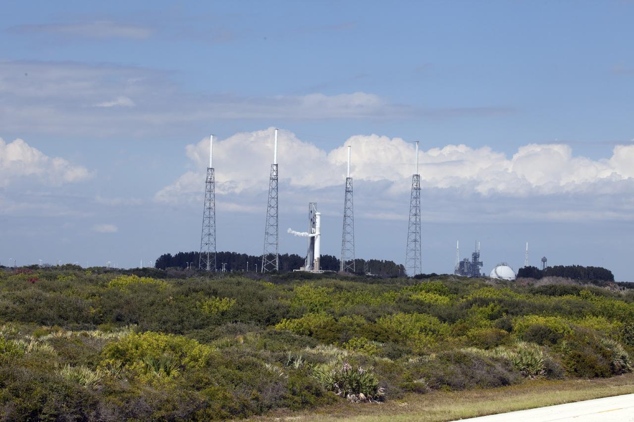 CAPE CANAVERAL, Fla. – The United Launch Alliance Atlas V rocket stands at Launch Complex 41 on Cape Canaveral Air Force Station in Florida during a "wet dress rehearsal." The test called for the launch vehicle to be fully loaded with propellants and put through a countdown procedure, ending just before the T-0 mark. The spacecraft is undergoing prelaunch processing activities in the Kennedy Space Center's Payload Hazardous Servicing Facility and was not atop the rocket for this rehearsal.      The Atlas V rocket is slated to launch the Mars Atmosphere and Volatile Evolution, or MAVEN, spacecraft on a journey to the Red Planet on Nov. 18. The spacecraft is undergoing prelaunch processing activities in the Kennedy Space Center's Payload Hazardous Servicing Facility and was not atop the rocket for this rehearsal. Positioned in an orbit above the Red Planet, MAVEN will study the upper atmosphere of Mars in unprecedented detail. For more information, visit: http://www.nasa.gov/mission_pages/maven/main/index.html Photo credit: NASA/Daniel Cooper