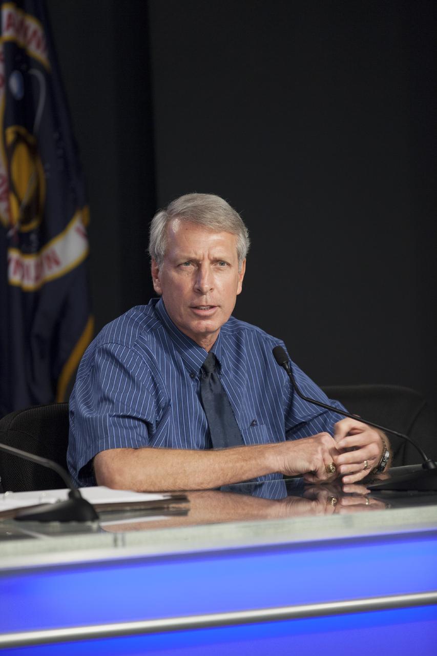 CAPE CANAVERAL, Fla. – During a news conference at NASA's Kennedy Space Center in Florida, agency and contractor officials discussed preparations for the launch of the Mars Atmosphere and Volatile EvolutioN, or MAVEN, mission. Participating in the briefing is Clay Flinn, launch weather officer, 45th Weather Squadron at Cape Canaveral Air Force Station, Fla.      MAVEN is being prepared for its scheduled launch on Nov 18, 2013 from Cape Canaveral Air Force Station, Fla. atop a United Launch Alliance Atlas V rocket. Positioned in an orbit above the Red Planet, MAVEN will study the upper atmosphere of Mars in unprecedented detail. For information on the MAVEN mission, visit: http://www.nasa.gov/mission_pages/maven/main/index.html. Photo credit: NASA          MAVEN is being prepared for its scheduled launch on Nov 18, 2013 from Cape Canaveral Air Force Station, Fla. atop a United Launch Alliance Atlas V rocket. Positioned in an orbit above the Red Planet, MAVEN will study the upper atmosphere of Mars in unprecedented detail. For more information, visit: http://www.nasa.gov/mission_pages/maven/main/index.html Photo credit: NASA/Kim Shiflett