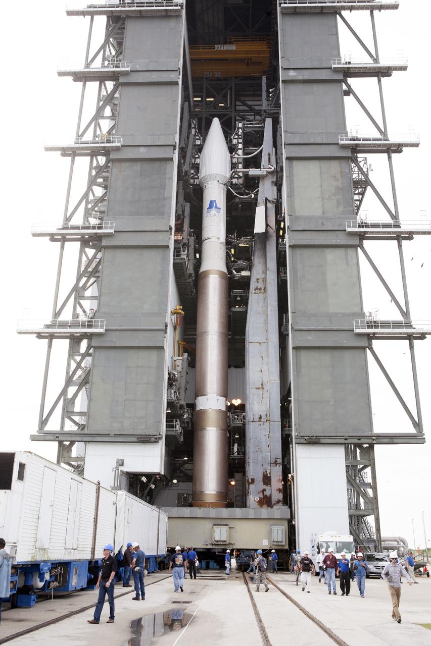 CAPE CANAVERAL, Fla. -- The United Launch Alliance Atlas V rocket carrying NASA’s Mars Atmosphere and Volatile EvolutioN, or MAVEN, spacecraft begins its move from the Vertical Integration Facility to Space Launch Complex 41 on Cape Canaveral Air Force Station in Florida. Rollout began on schedule with first motion at 9:57 a.m. Launch is scheduled for Nov. 18 during a window that extends from 1:28 to 3:28 p.m. Once positioned in orbit above the Red Planet, MAVEN will study its upper atmosphere in unprecedented detail. For more information, visit: http://www.nasa.gov/mission_pages/maven/main/index.html. Photo credit: NASA/Kim Shiflett